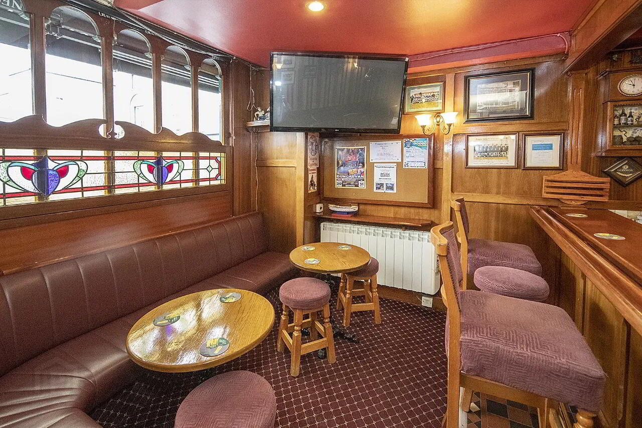Paddy Foley's, 12 Grattan Square 8 of 28