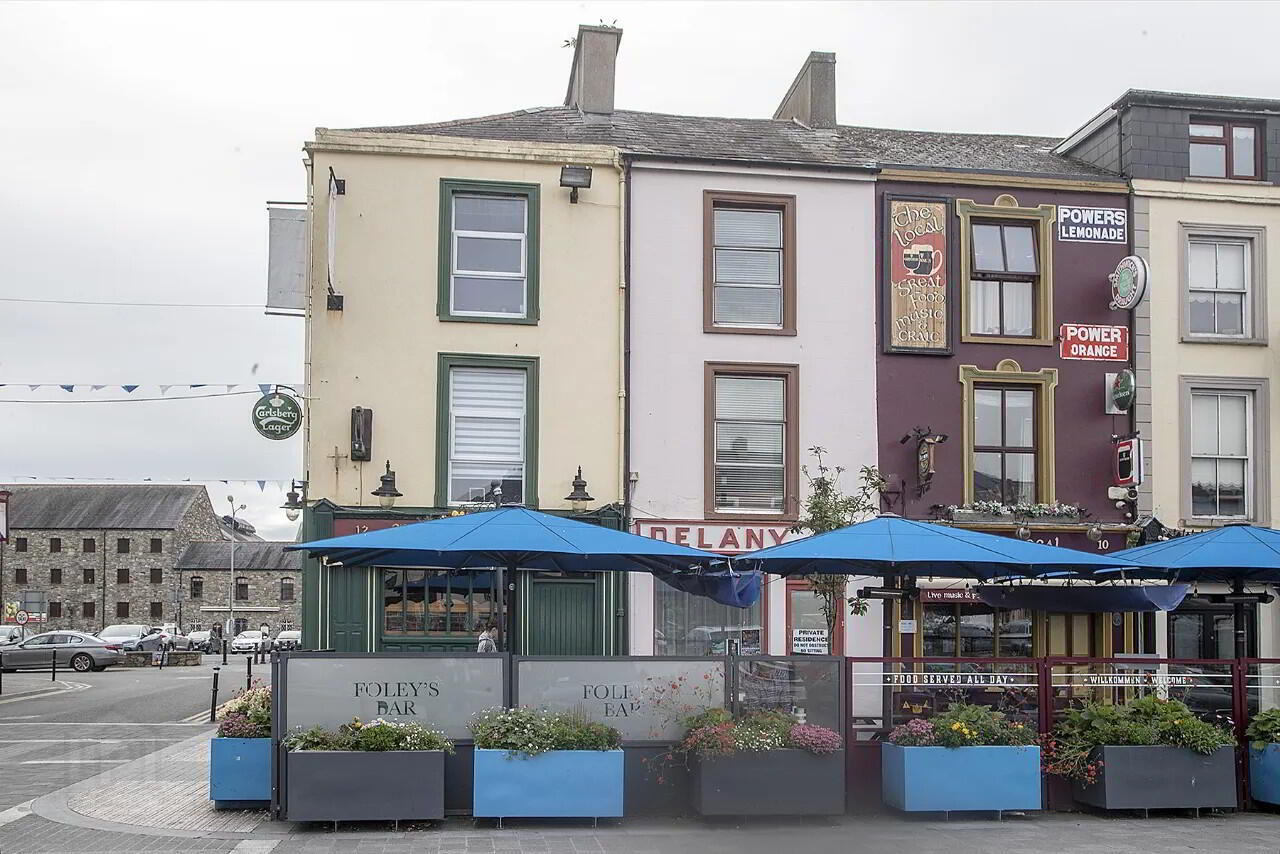 Paddy Foley's, 12 Grattan Square 27 of 28