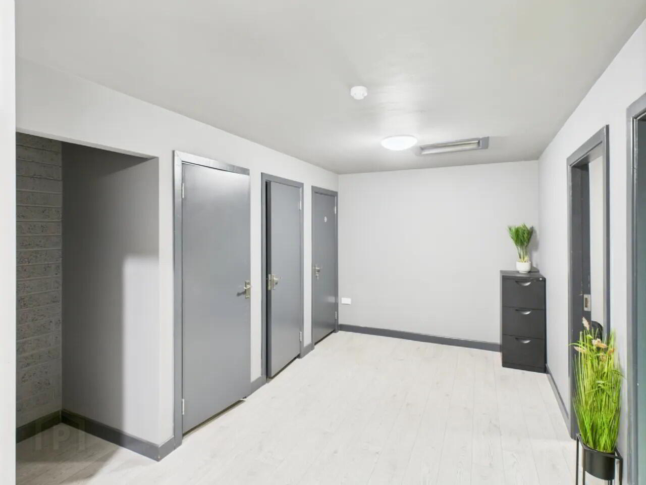 Unit 5c, Six Cross Roads Business Park 14 of 15