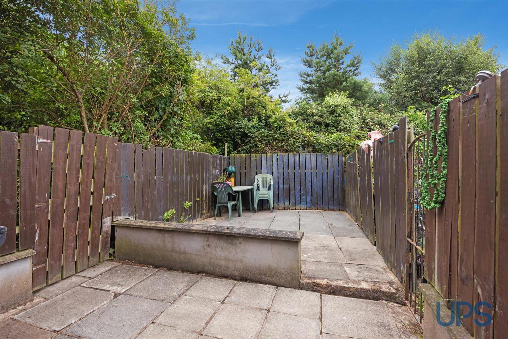 6 Iveagh Crescent 23 of 23