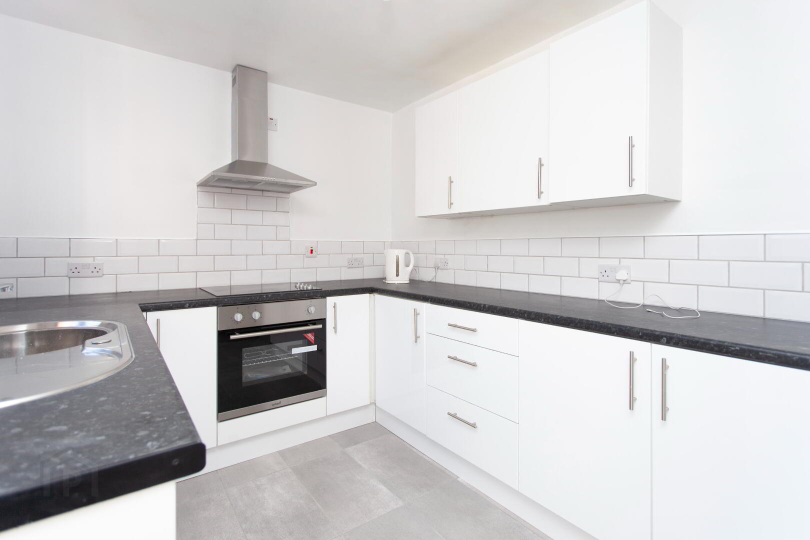92 Stratheden Street 5 of 11