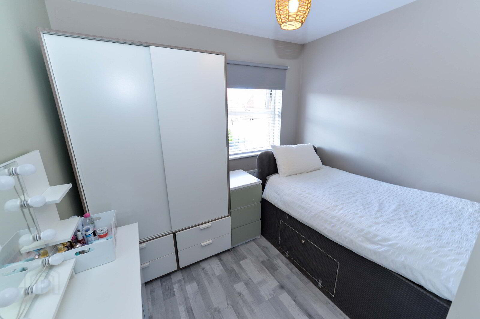 29 Lewis Avenue 13 of 15