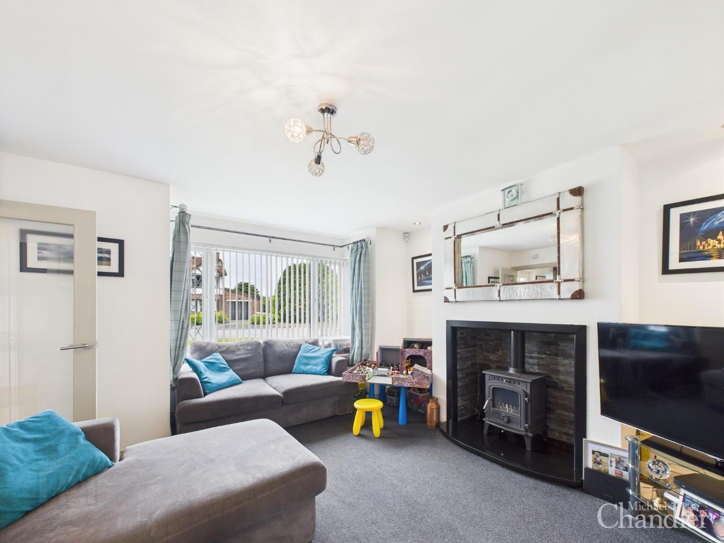 47 Winchester Road 4 of 16