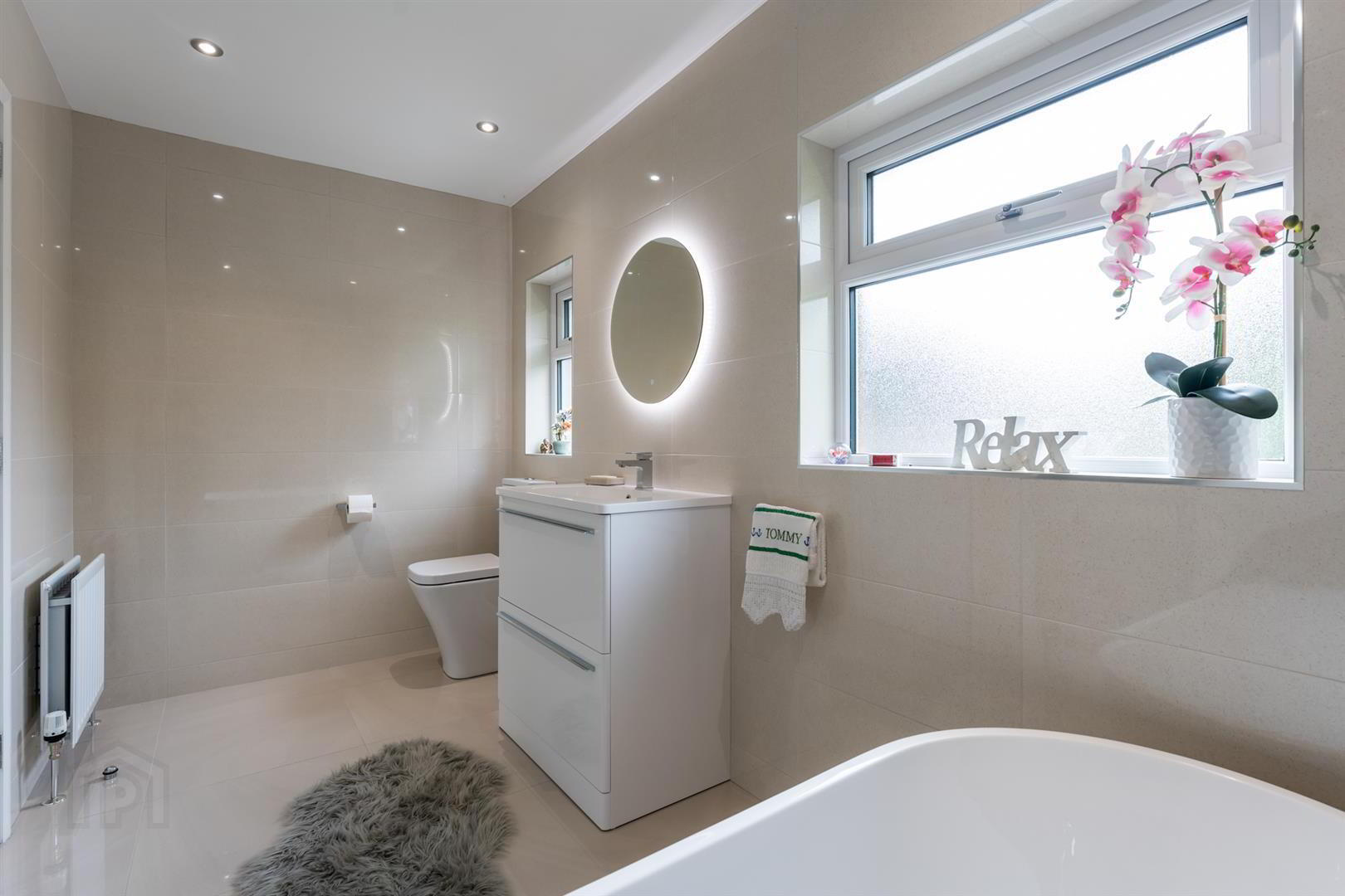 3 Willowbank Crescent 32 of 39