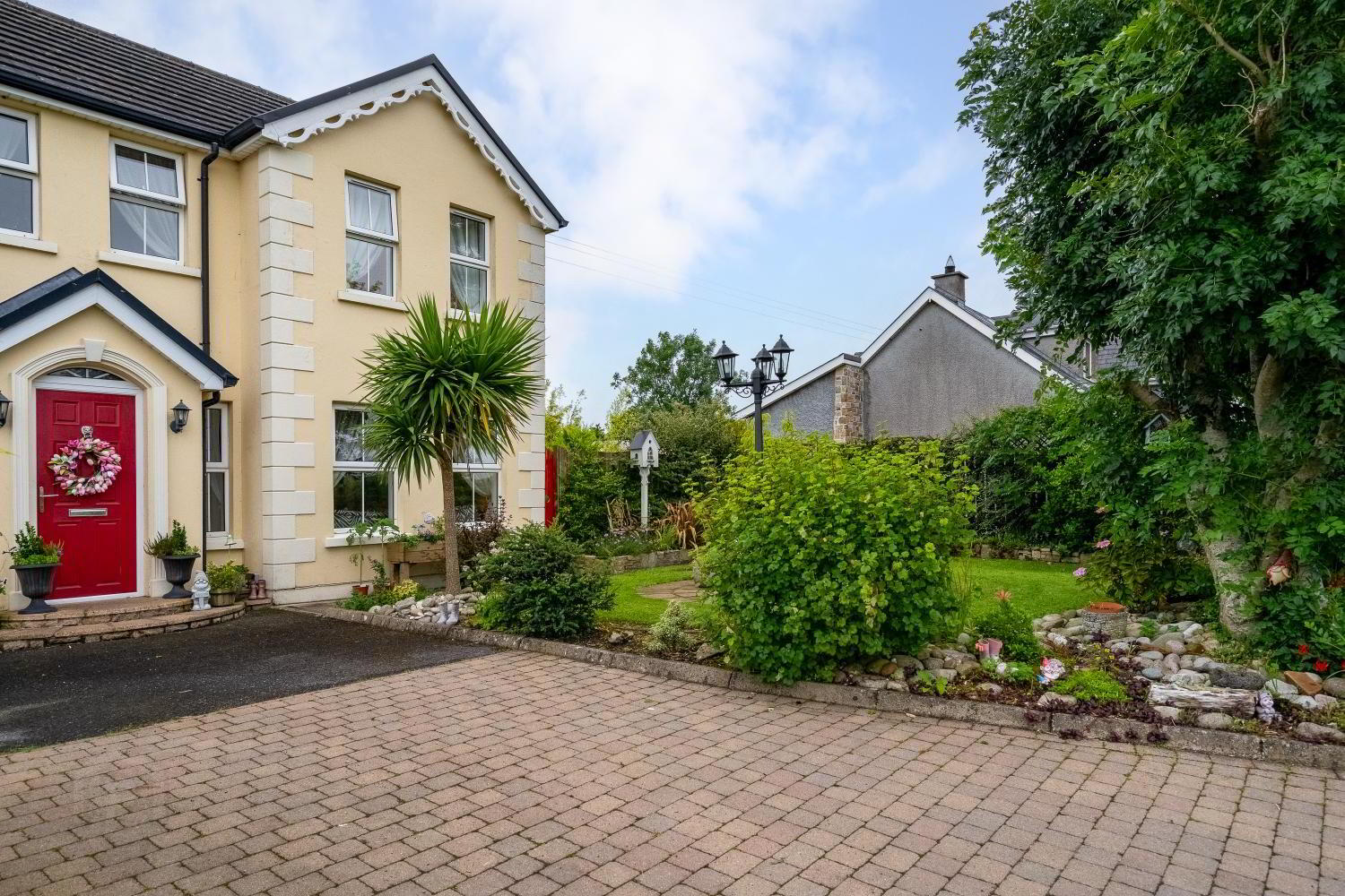 property description image