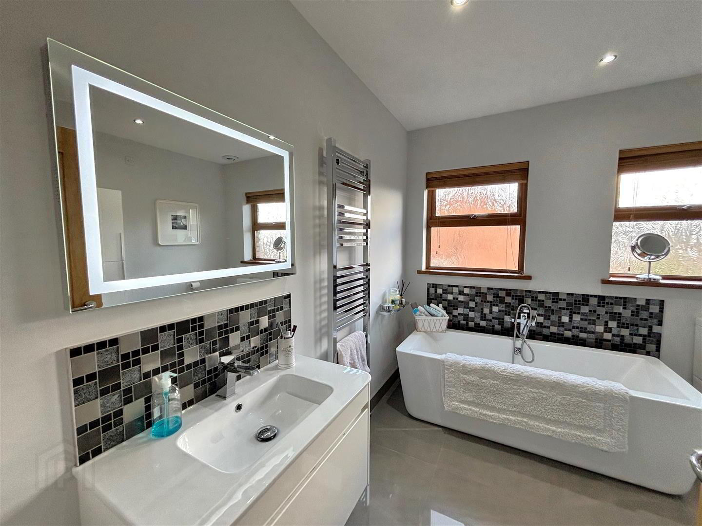 25 Lyndhurst View Avenue 25 of 35
