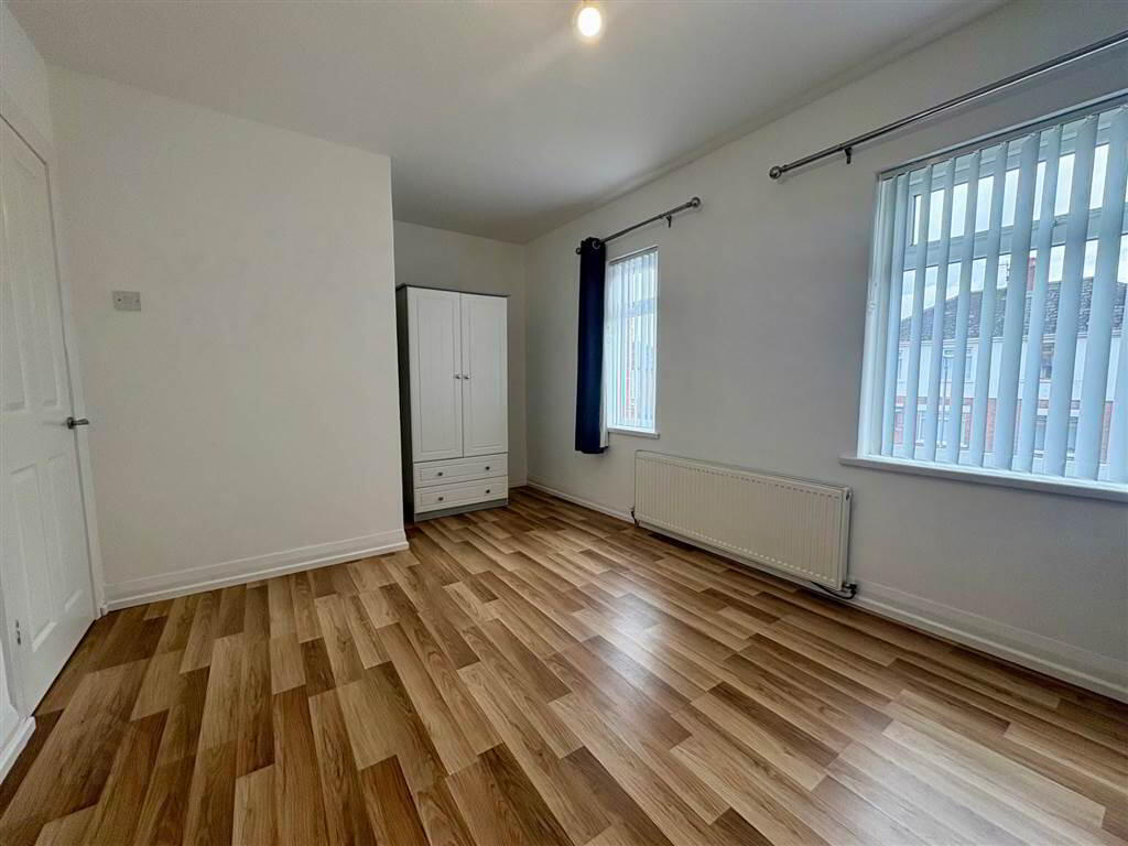 13 Mayfair Avenue 9 of 14