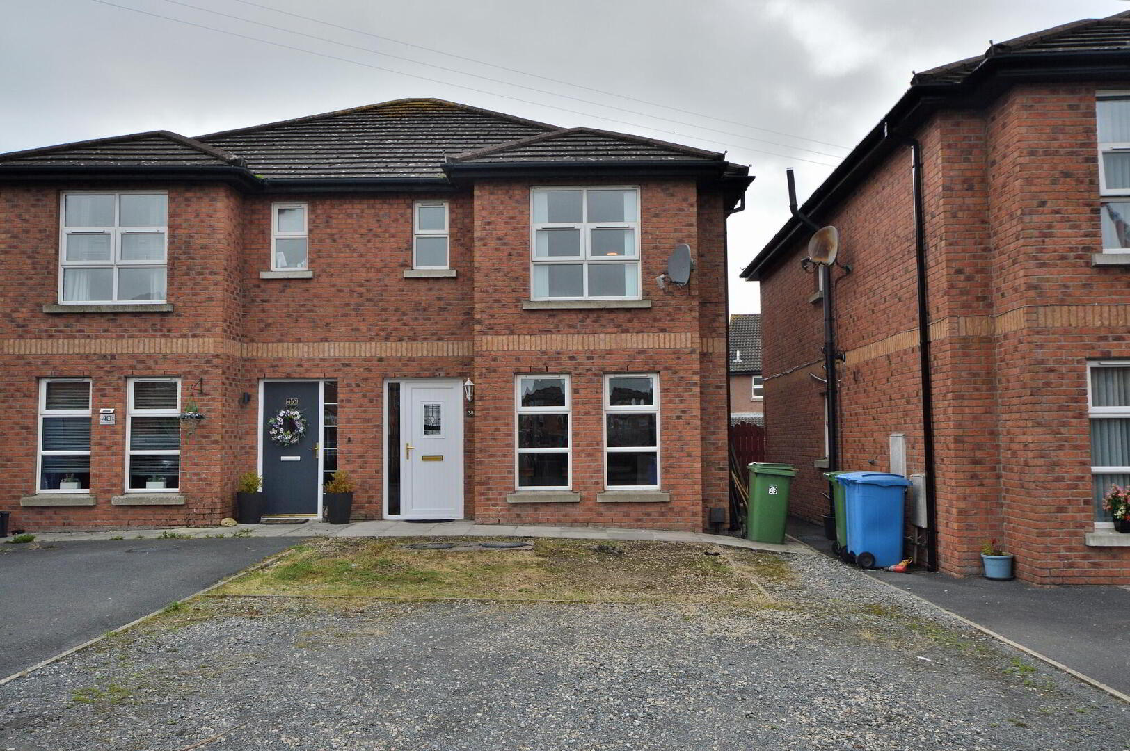 38 Balmoral Square 18 of 21