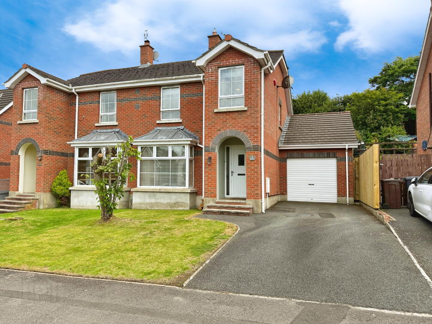 2 Greenvale Grove 1 of 39