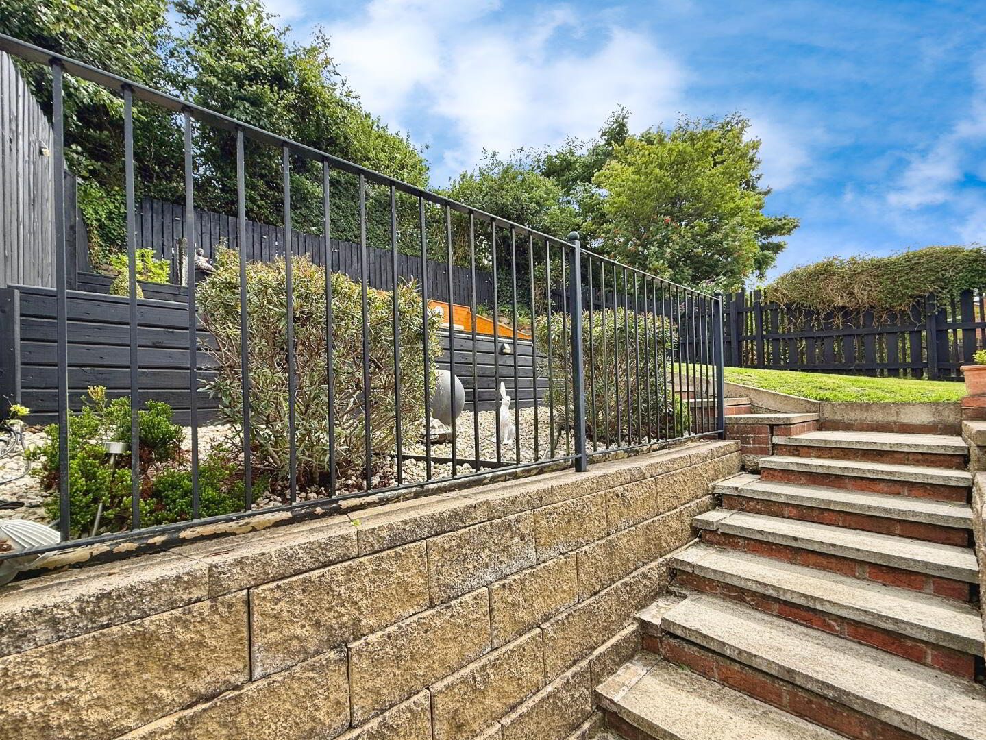 2 Greenvale Grove 34 of 39