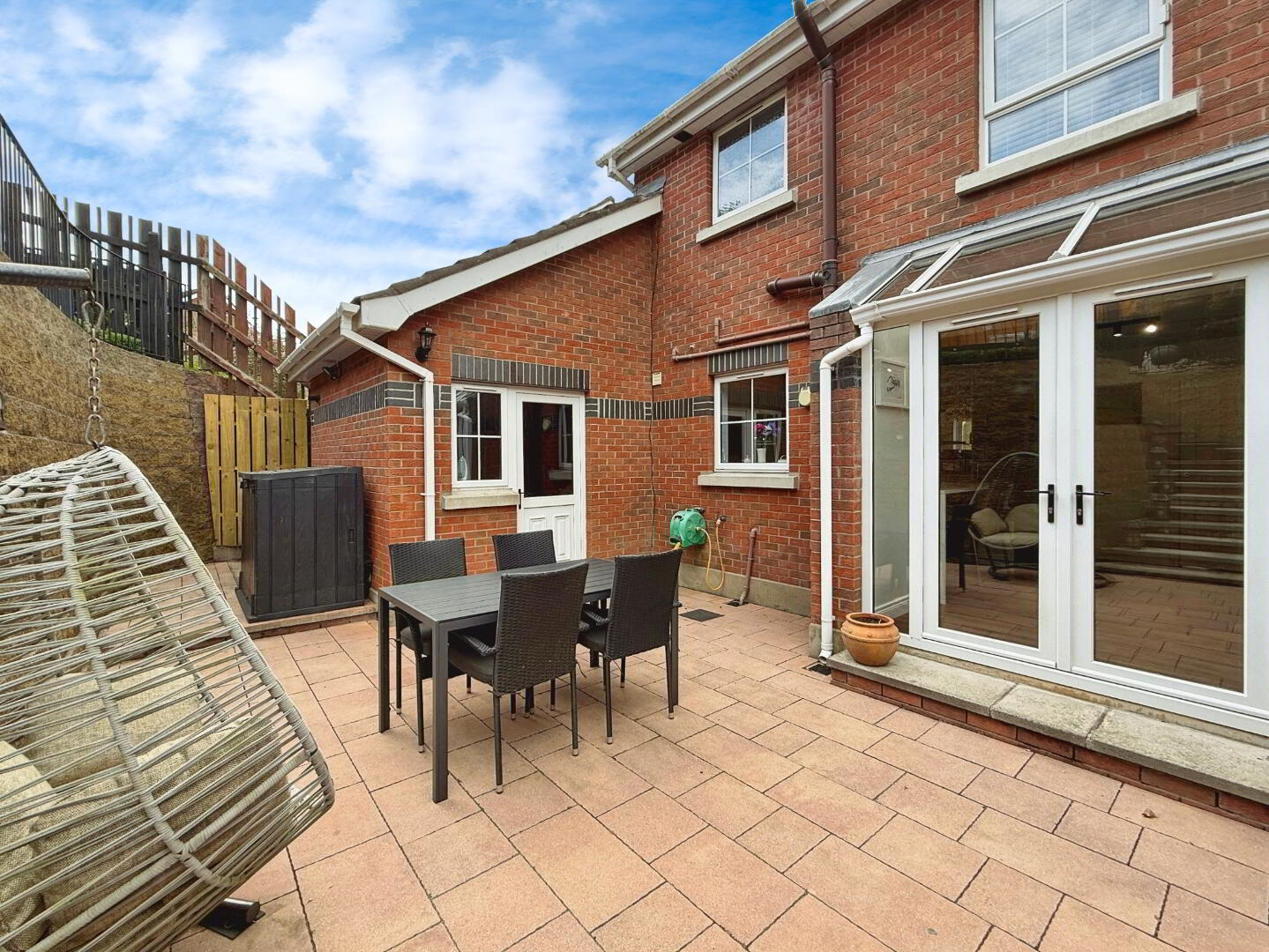 2 Greenvale Grove 33 of 39