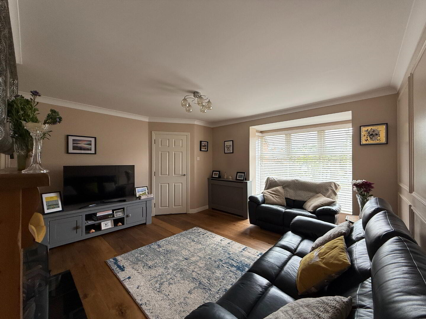2 Greenvale Grove 10 of 39