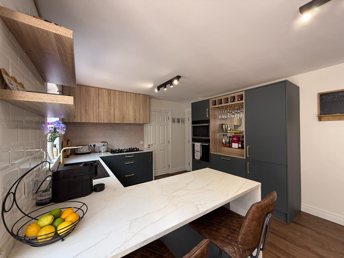 2 Greenvale Grove 13 of 39