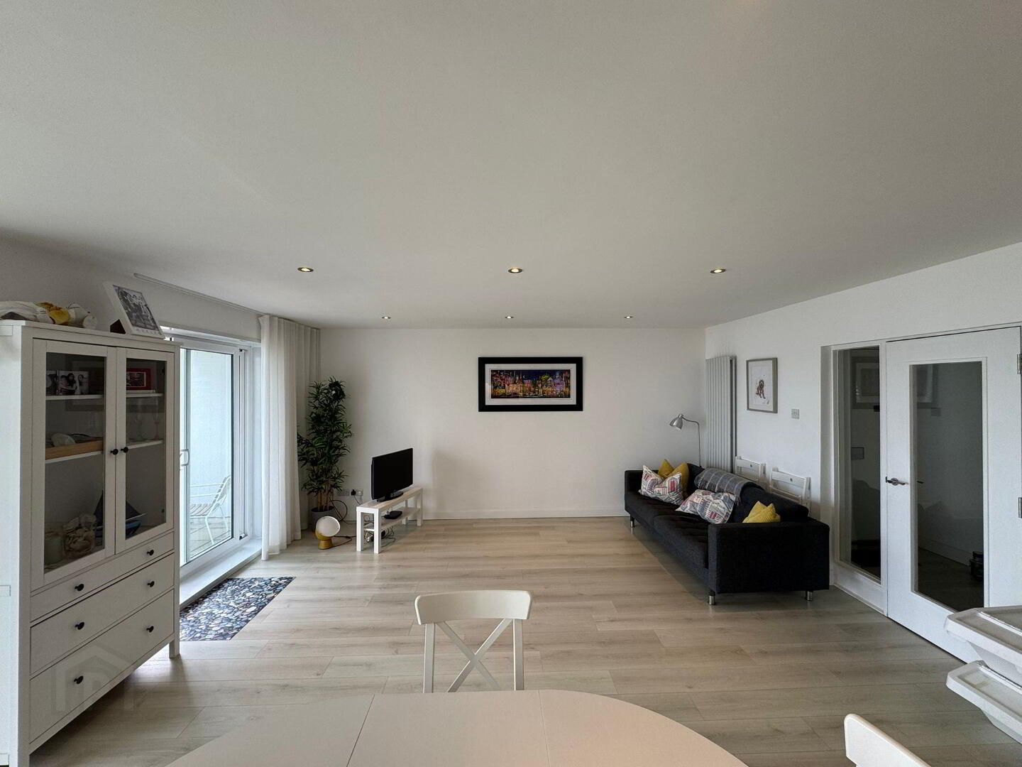 Apt 3 Marine Sands 3 of 14
