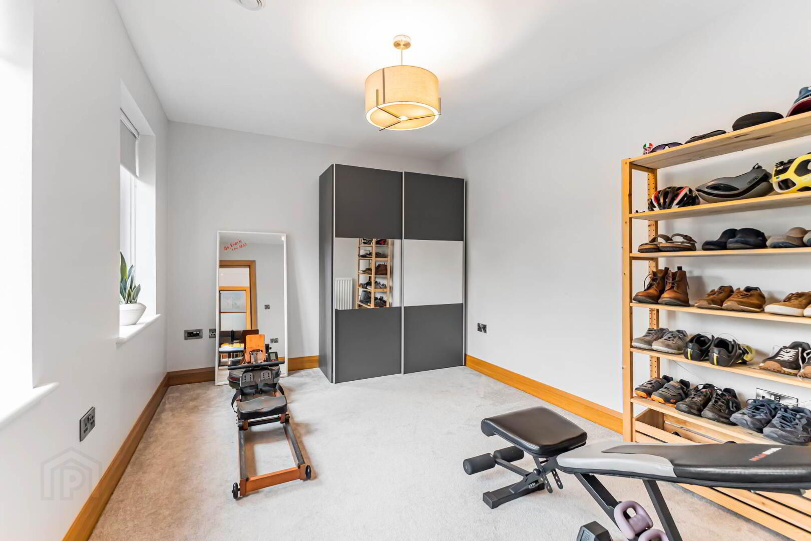 3 Charlottes Court 18 of 29
