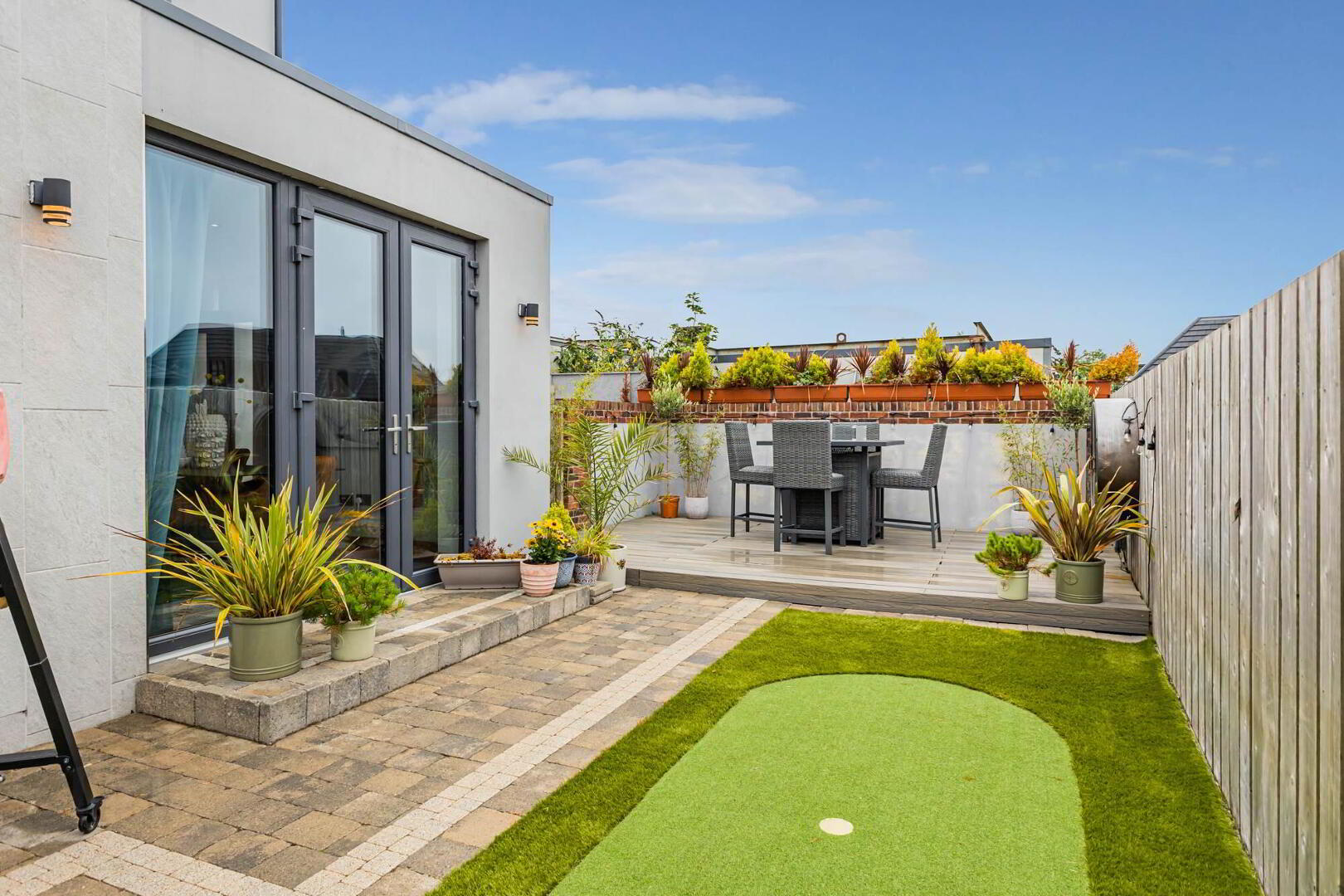 3 Charlottes Court 24 of 29