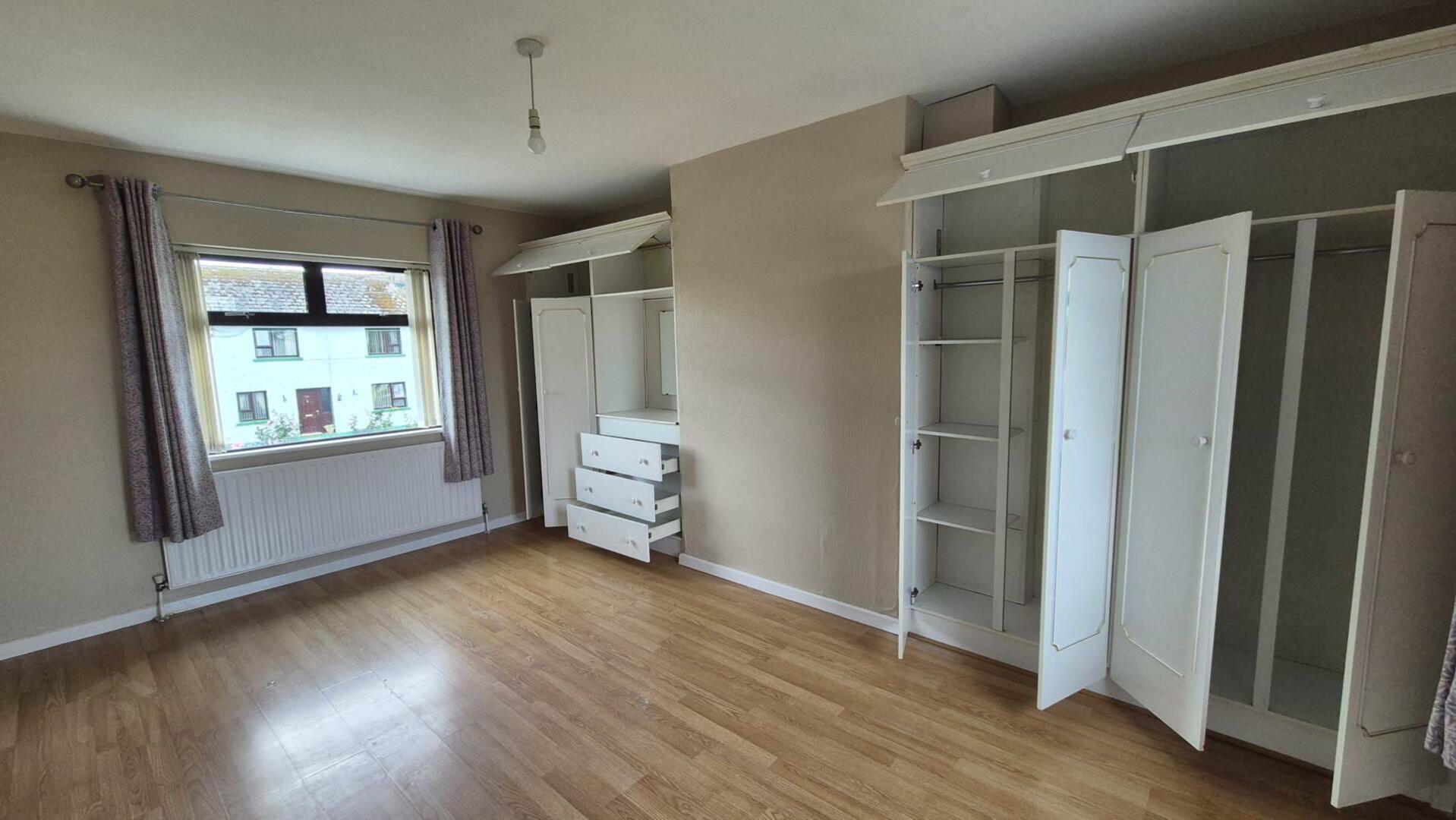 324 Coneyburrow Road 10 of 15