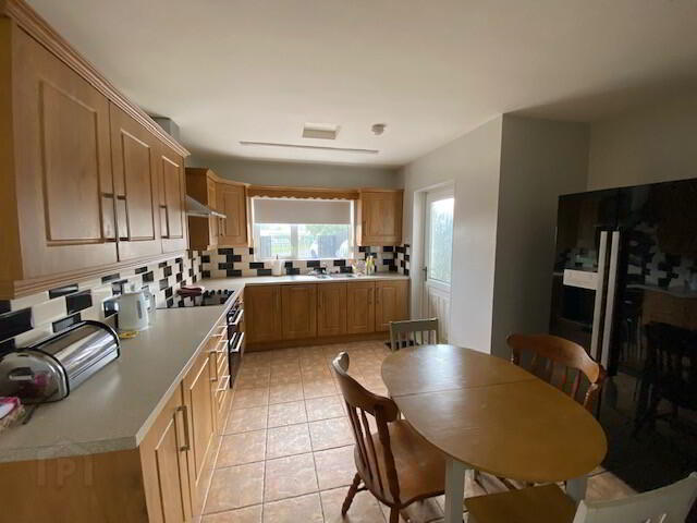 22 Bernagh Gardens 8 of 20
