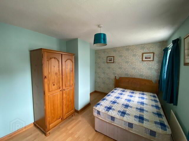 22 Bernagh Gardens 15 of 20