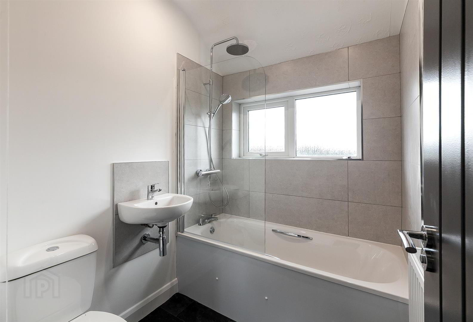 49 Doagh Road 13 of 18