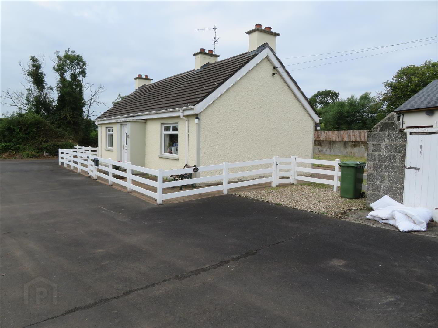 property description image