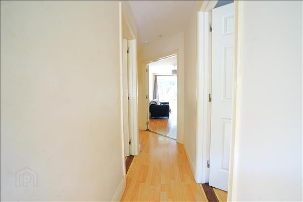 The Mews, Rockshire Road 3 of 14