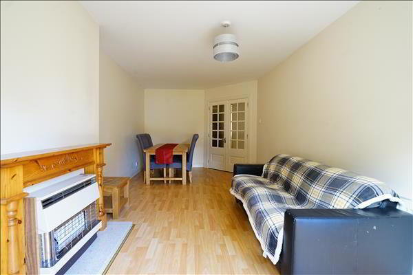 The Mews, Rockshire Road 5 of 14