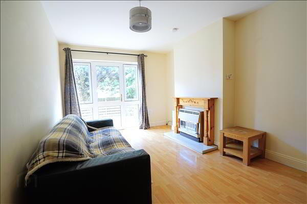 The Mews, Rockshire Road 7 of 14