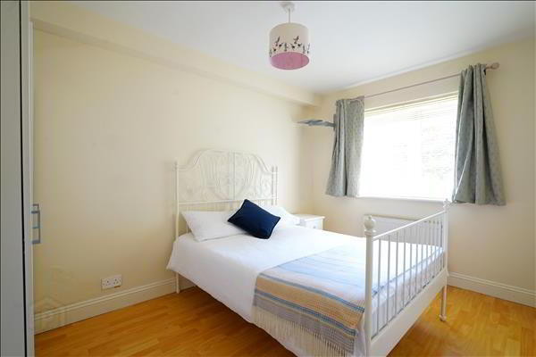 The Mews, Rockshire Road 10 of 14
