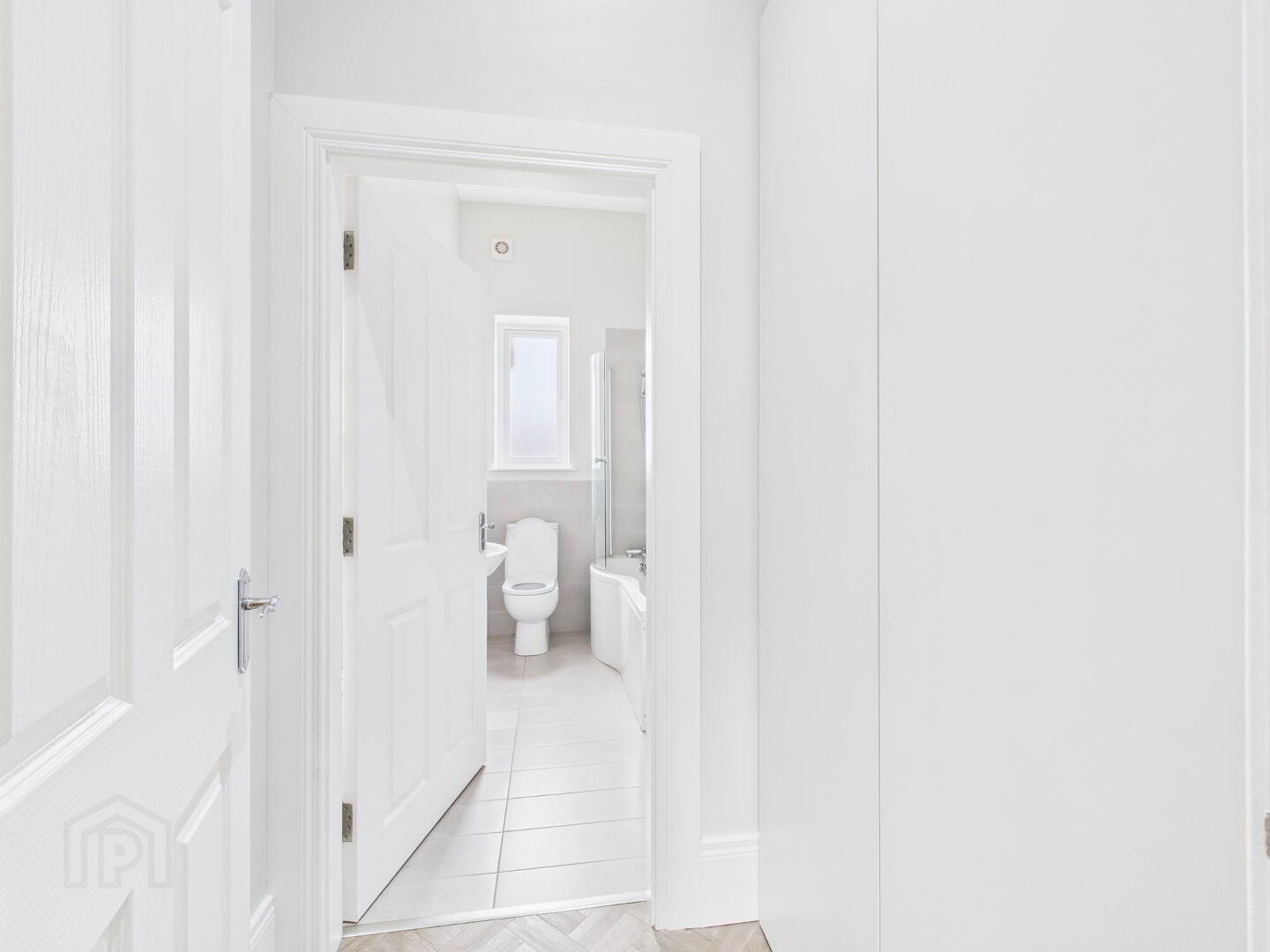 Ravenhill Terrace, 258 Ravenhill Road 18 of 20