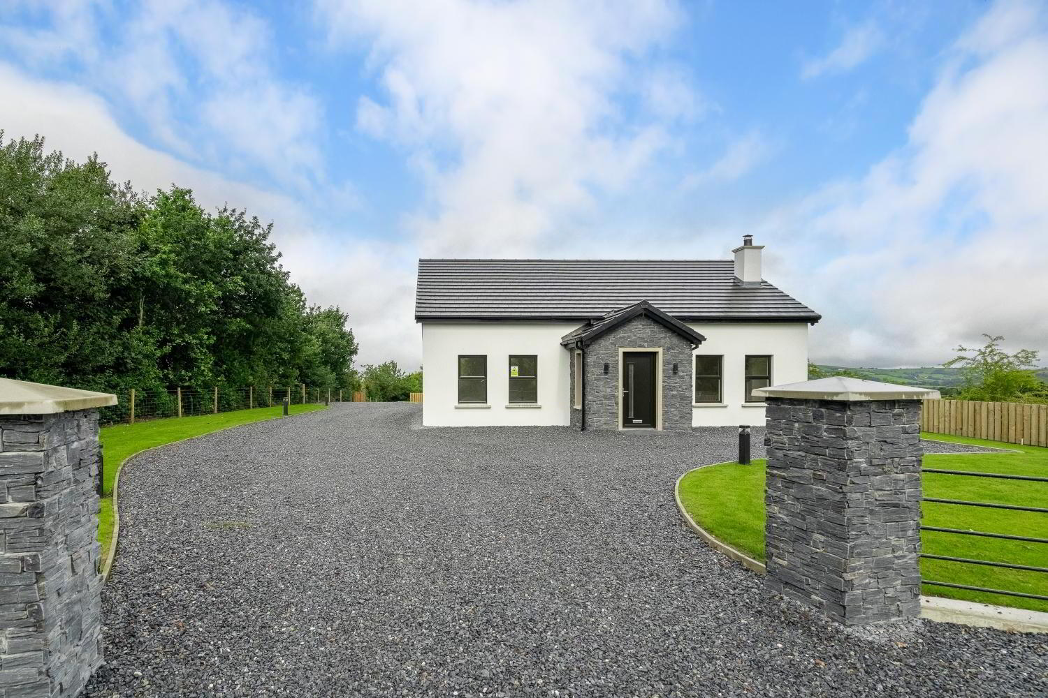 15 Killyclooney Road 2 of 31