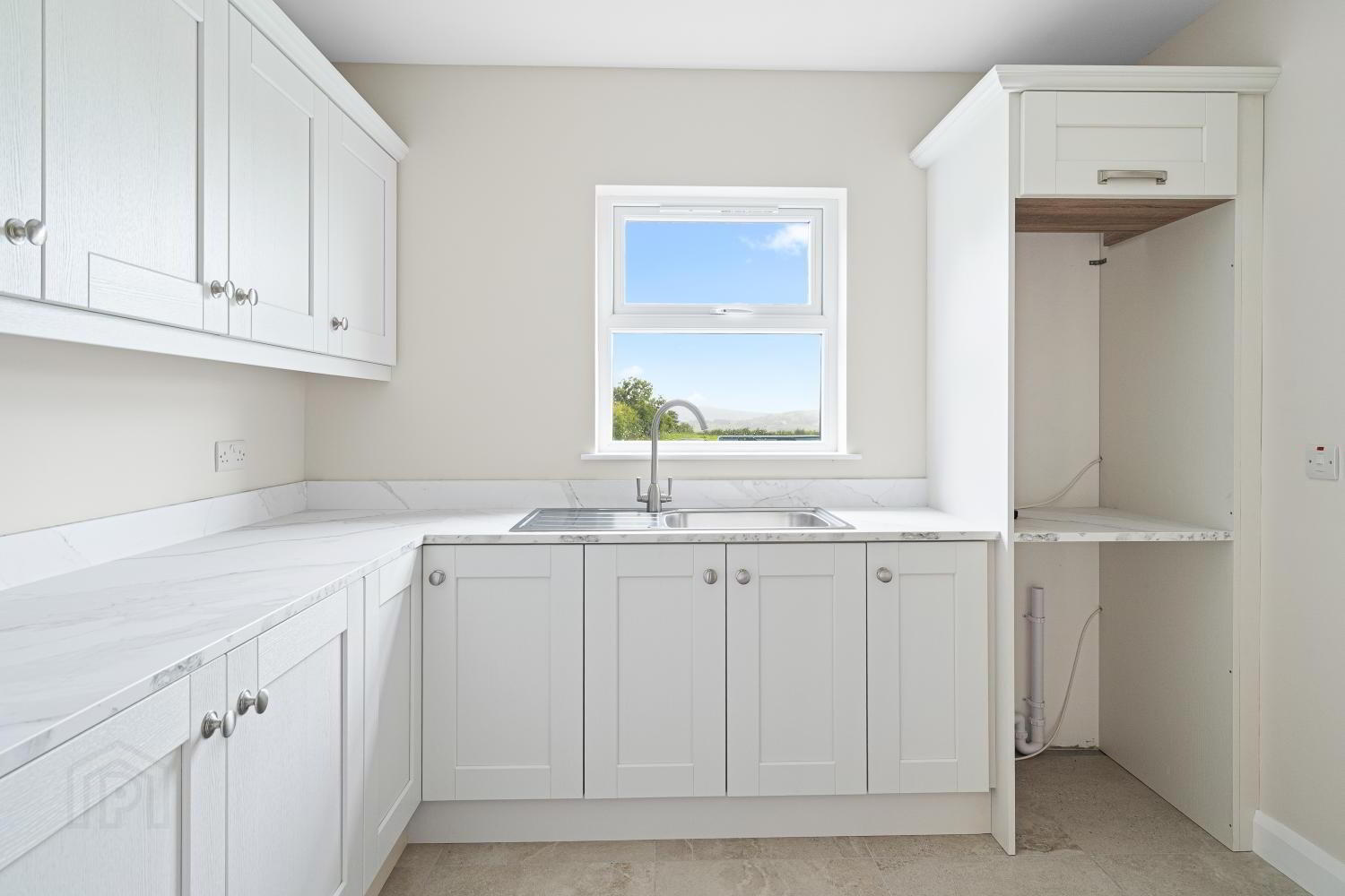 15 Killyclooney Road 23 of 31