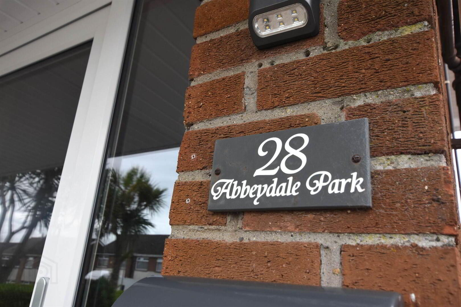 28 Abbeydale Park 2 of 19