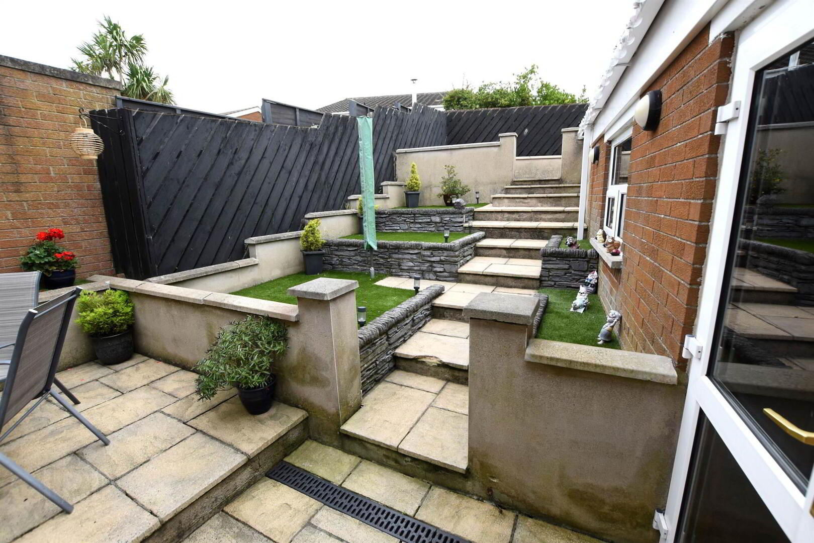 28 Abbeydale Park 18 of 19