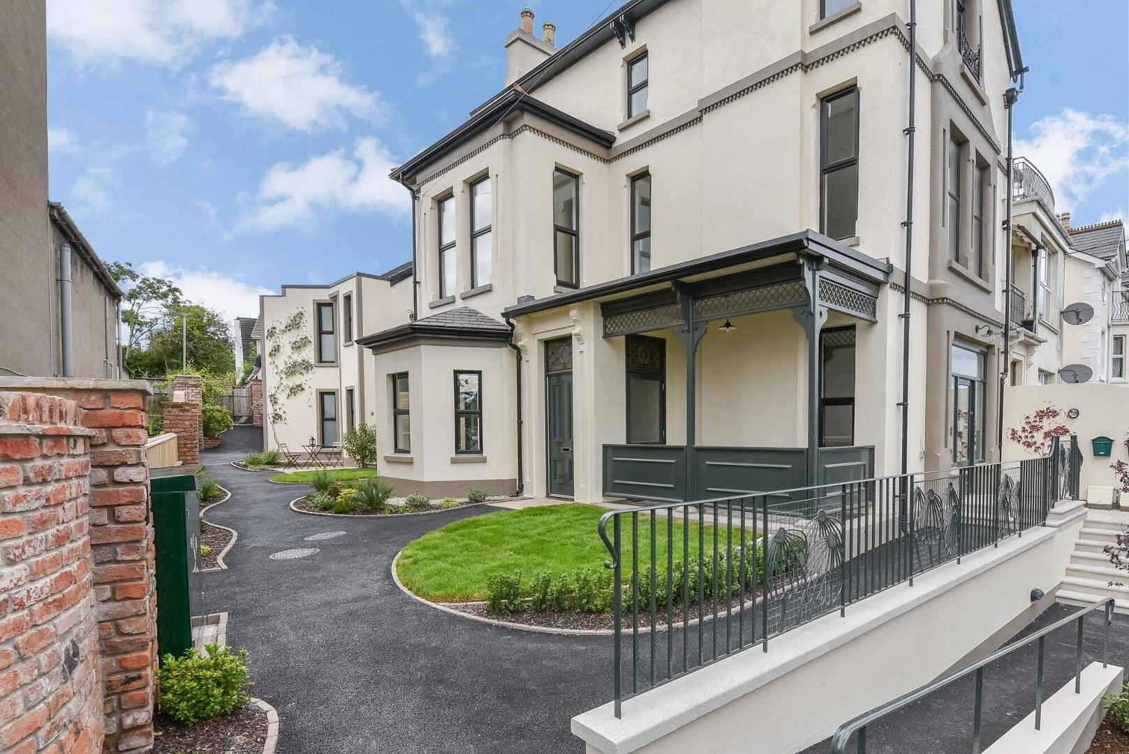 Apt 1, 39 Princetown Road 9 of 10