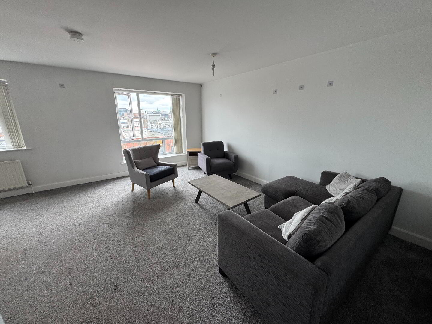 706 College Court Central, 56 King Street 3 of 14