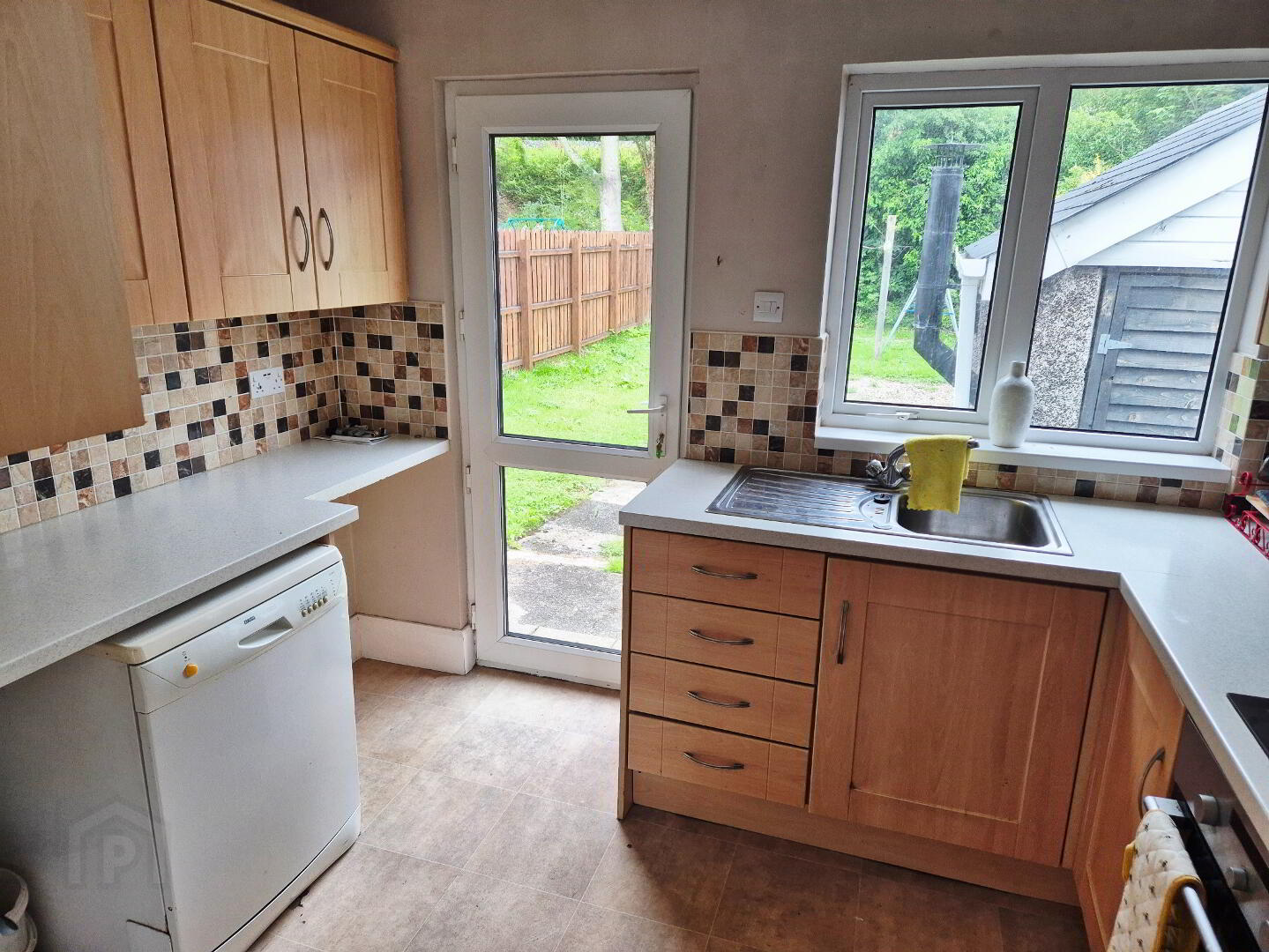 47 Portrush Road 6 of 16