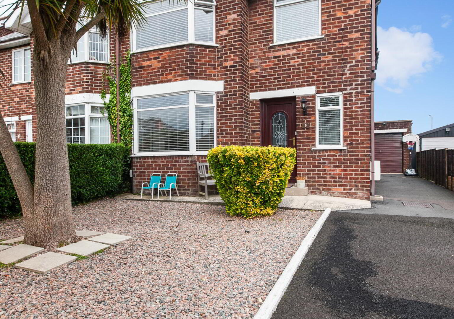 property description image