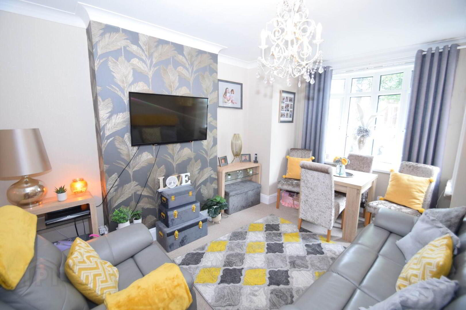 115 Woodvale Road 3 of 24