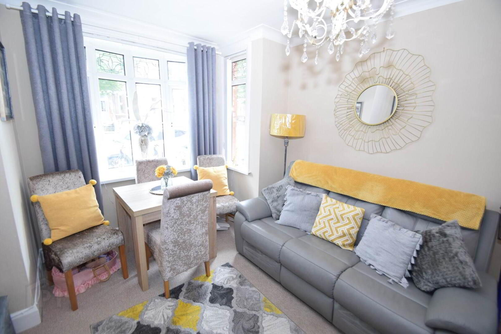 115 Woodvale Road 4 of 24