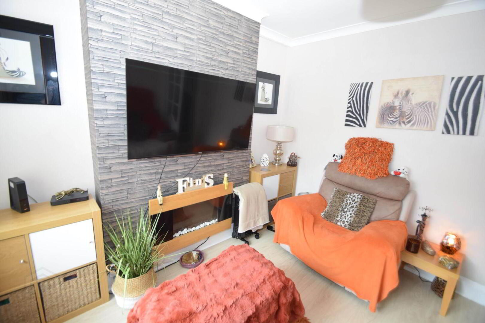 115 Woodvale Road 6 of 24