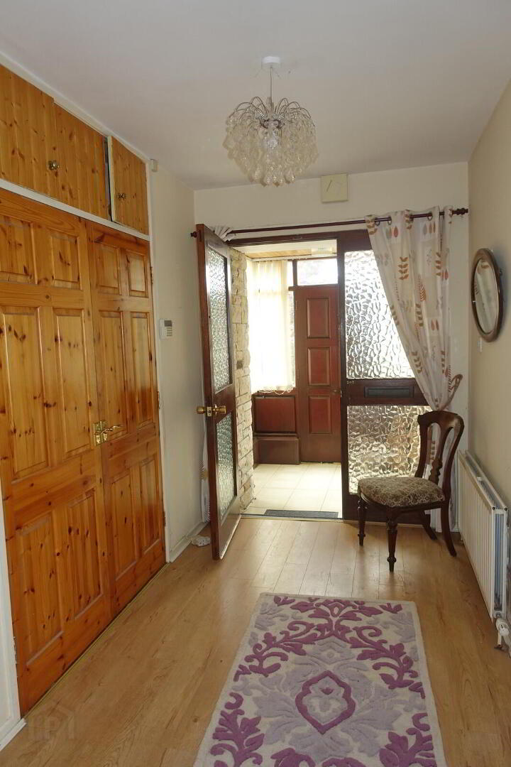 14 Crevenish Road 3 of 29