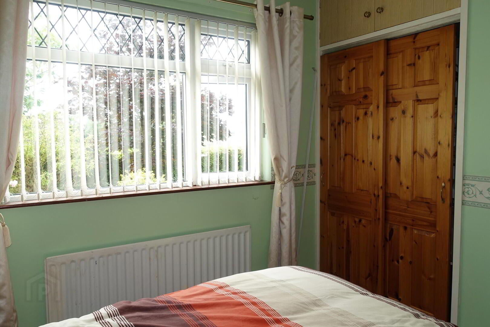 14 Crevenish Road 17 of 29
