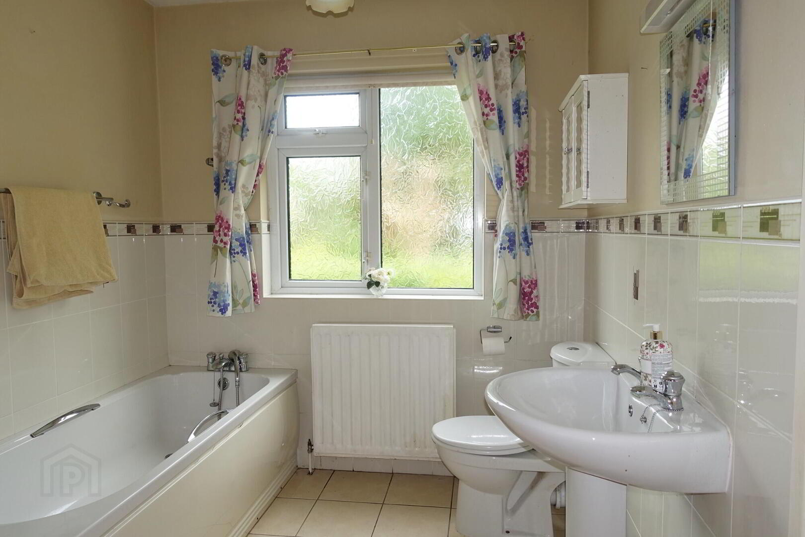 14 Crevenish Road 20 of 29