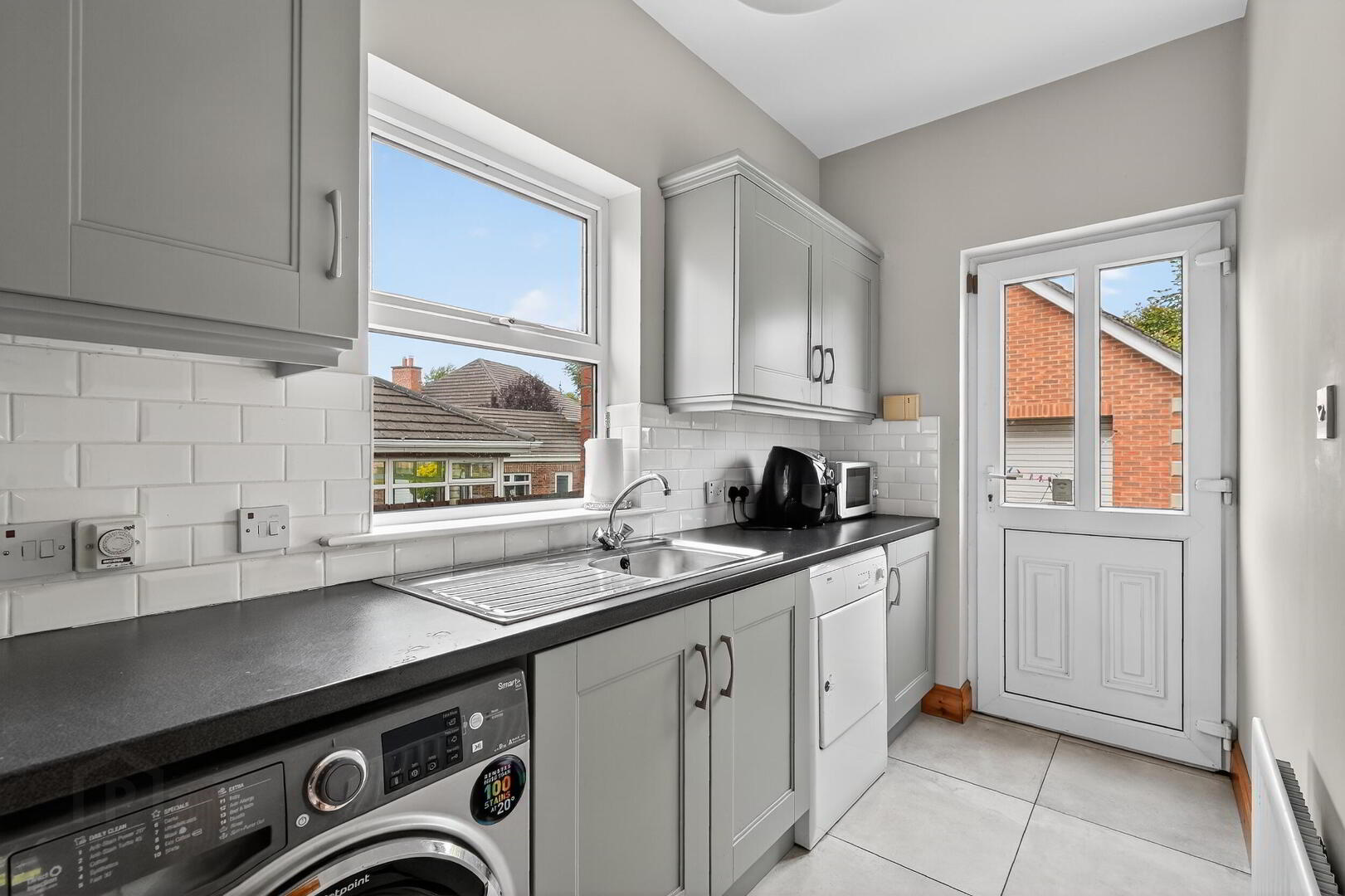 22 Rivergate Lane 11 of 30