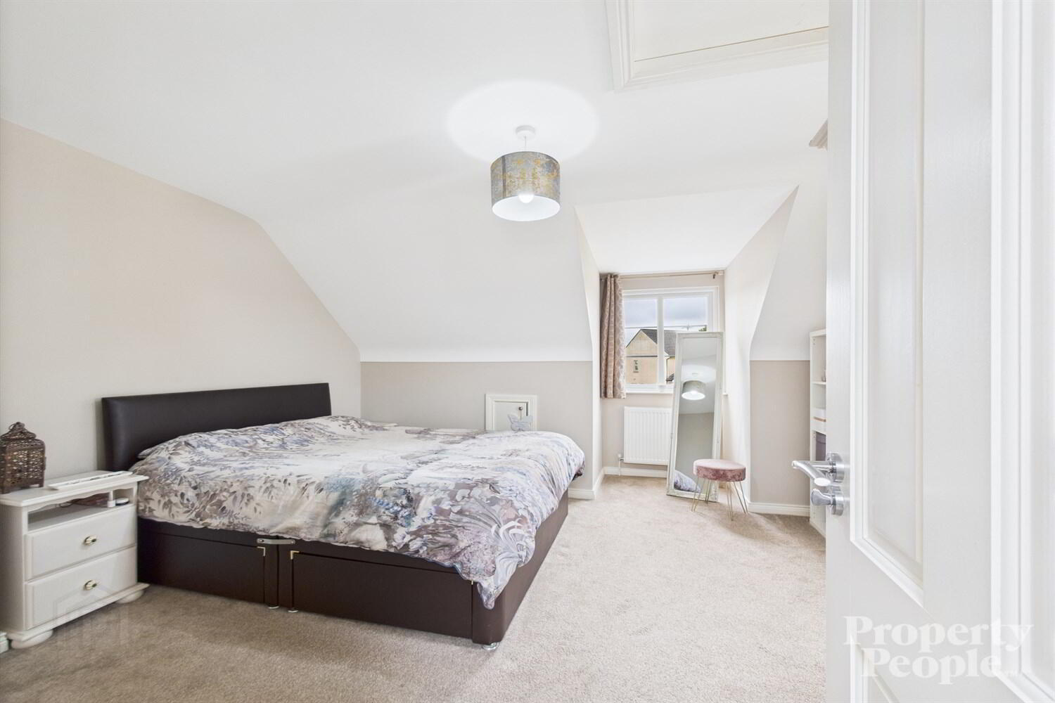 20 Primrose Hill 10 of 20
