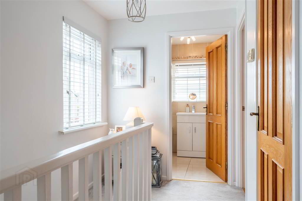 89 Dunfane Park 16 of 28