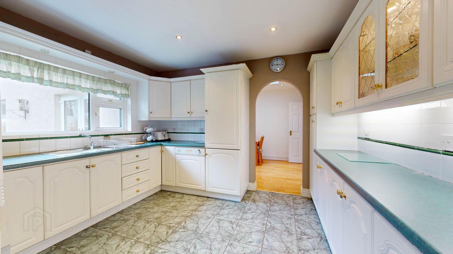 12 Church Road 20 of 65