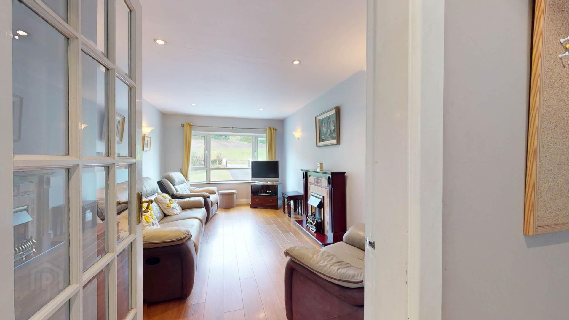 12 Church Road 27 of 65