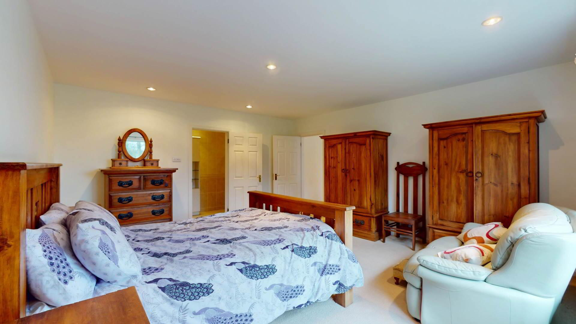 12 Church Road 53 of 65